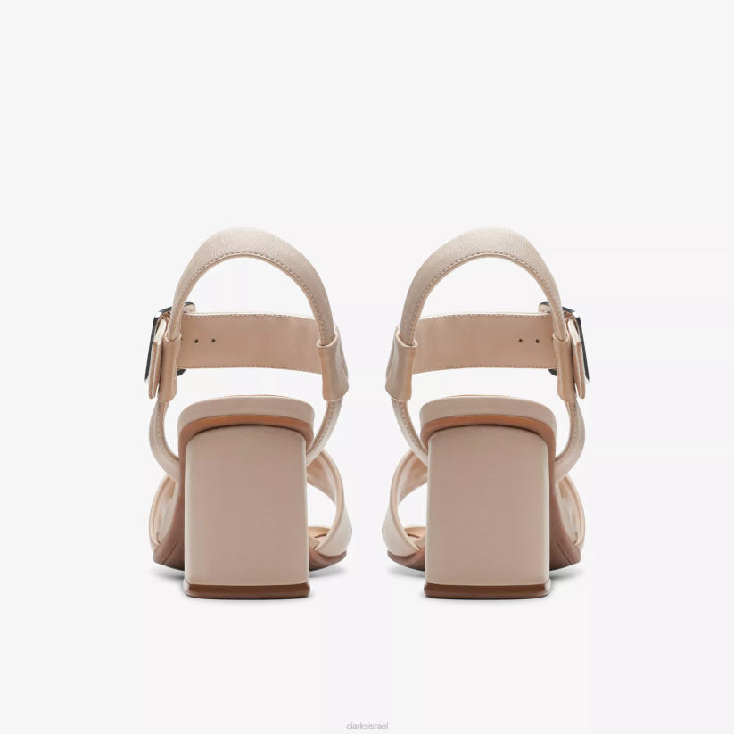 V268113 עור חול Clarks אבזם siara65