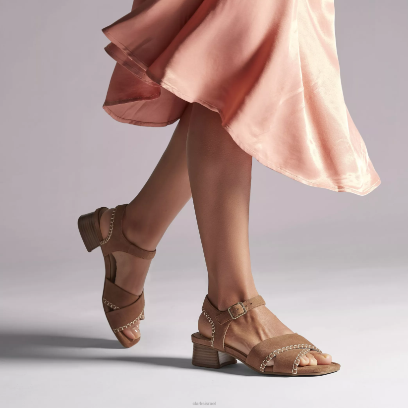 V268117 זמש שזוף Clarks צלב serina35