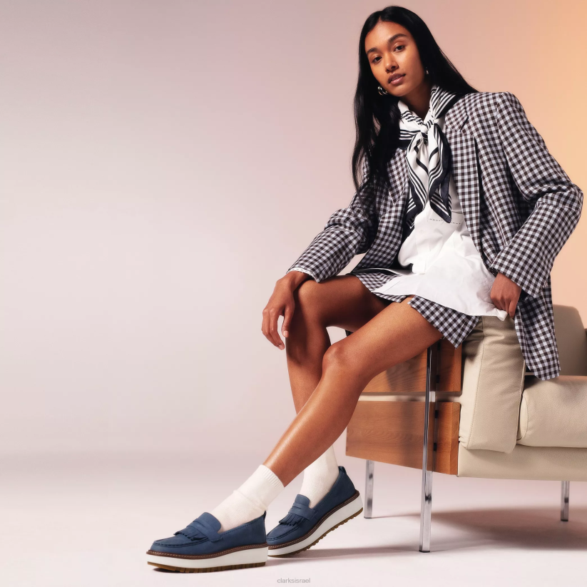 V268210 נובוק נייבי Clarks אוריאנה לופר