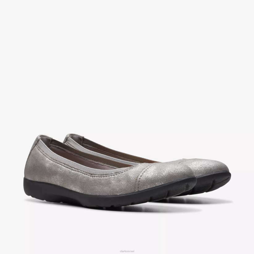 V268297 פיוטר מתכתי Clarks אופל אחו