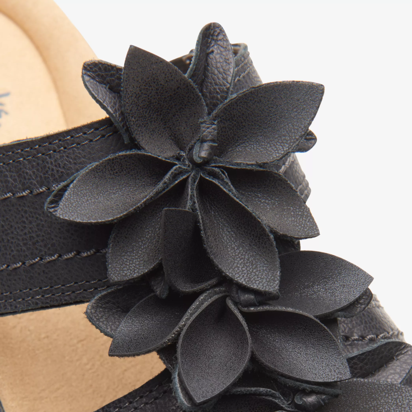 V26830 עור שחור Clarks מרליה ריילין