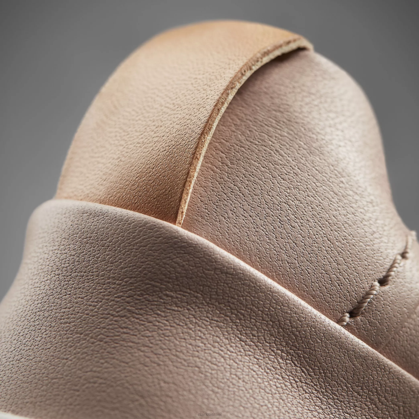 V268315 עור ורד Clarks הליכה חוטמית