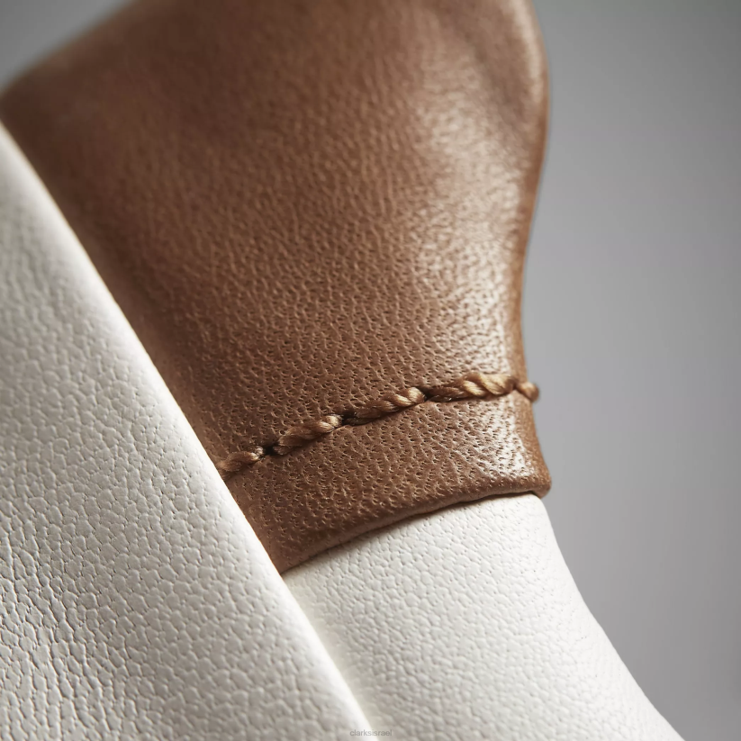 V268319 עור לבן Clarks tivoli zip