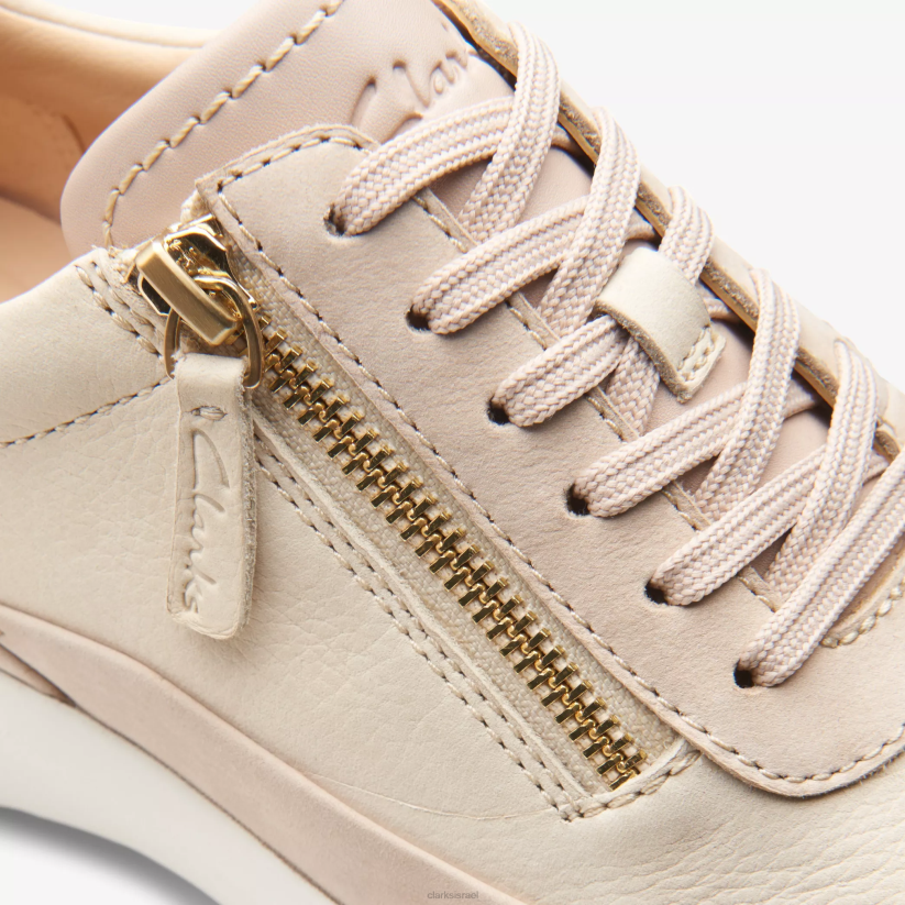 V268321 שילוב חול Clarks tivoli zip