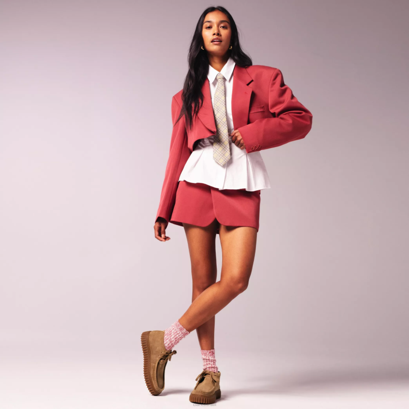 V268389 זמש חול כהה Clarks טורהיל היי