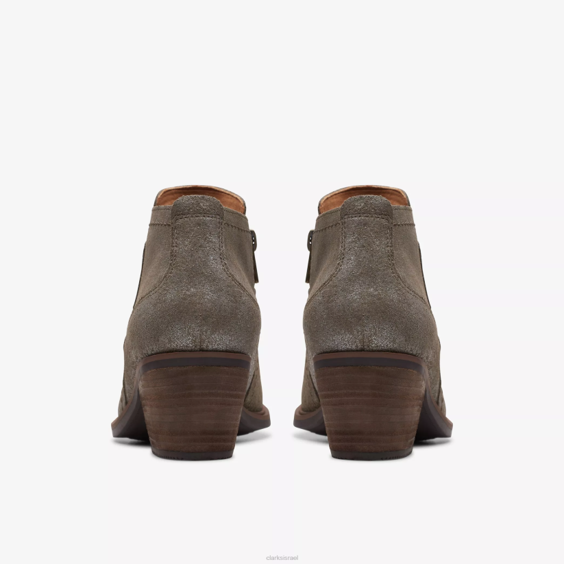 V268431 חום מתכתי Clarks נווה לא