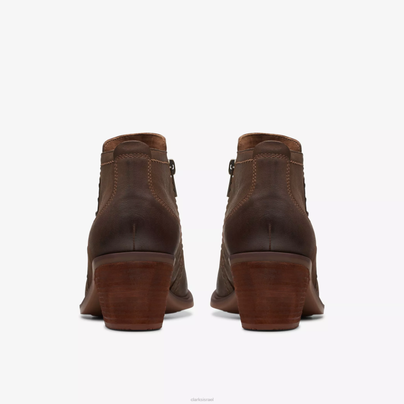 V268433 עור שזוף כהה Clarks נווה לא