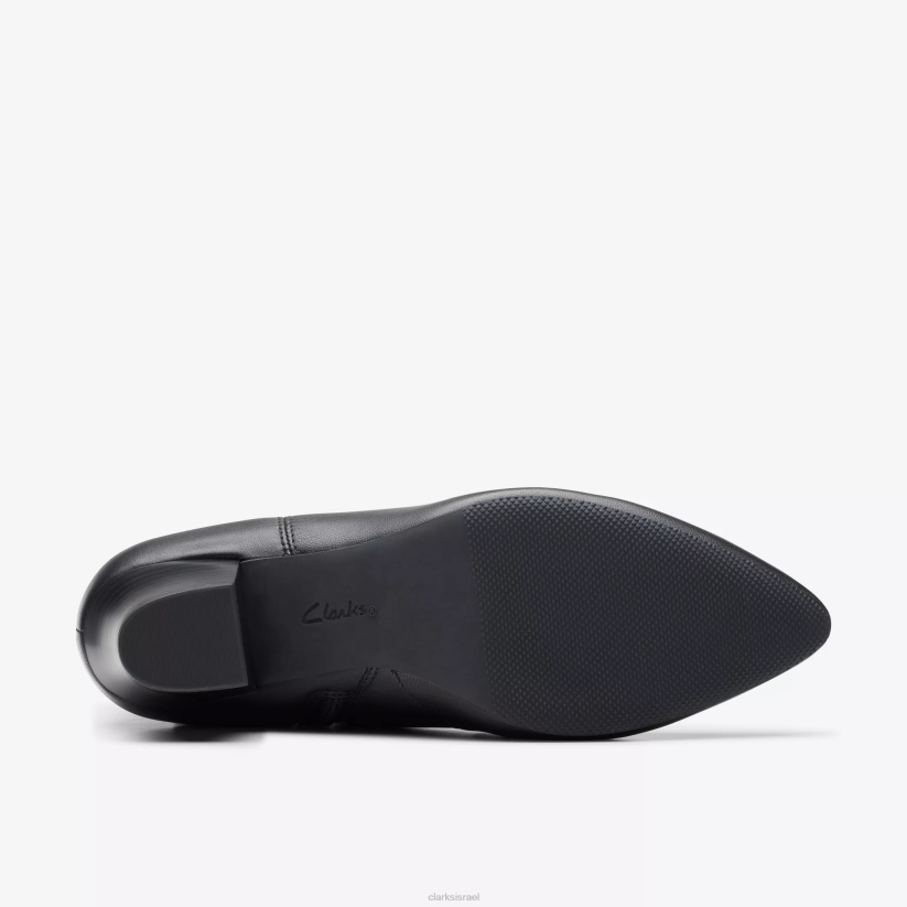 V268434 עור שחור Clarks תרזה לדלג
