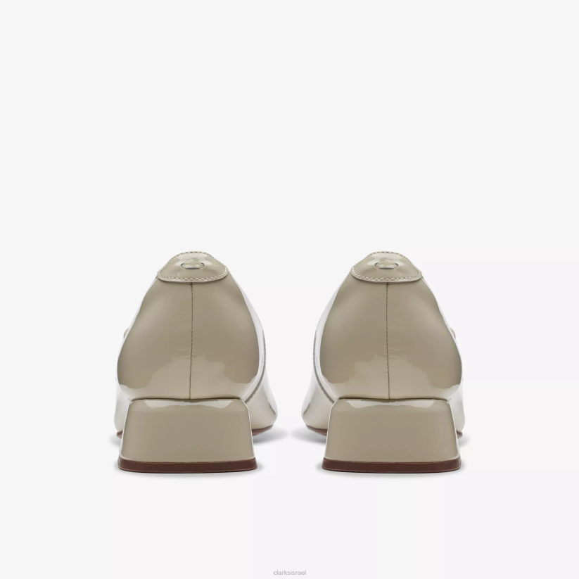 V268507 פטנט שנהב Clarks daiss30 shine