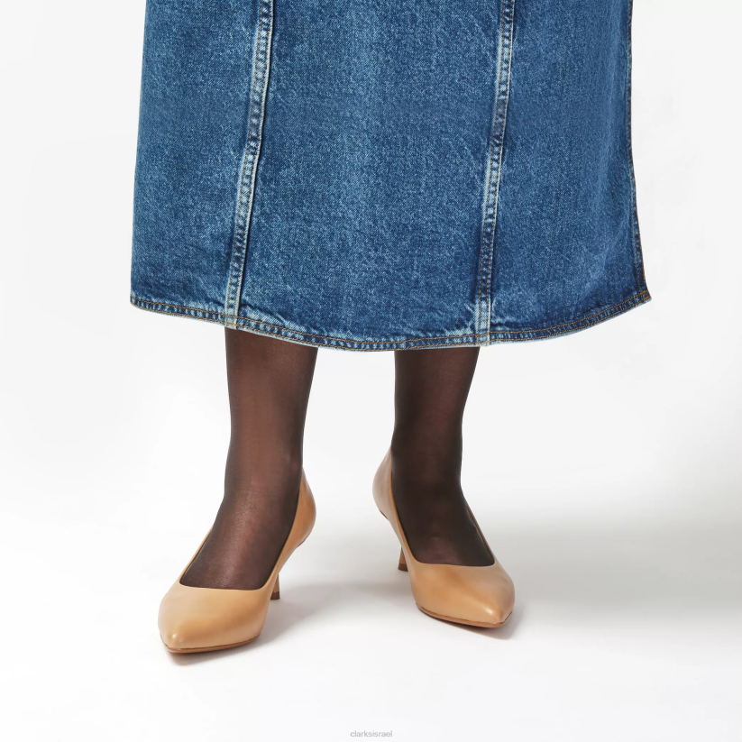 V268537 עור גמל Clarks סגול 55 rae