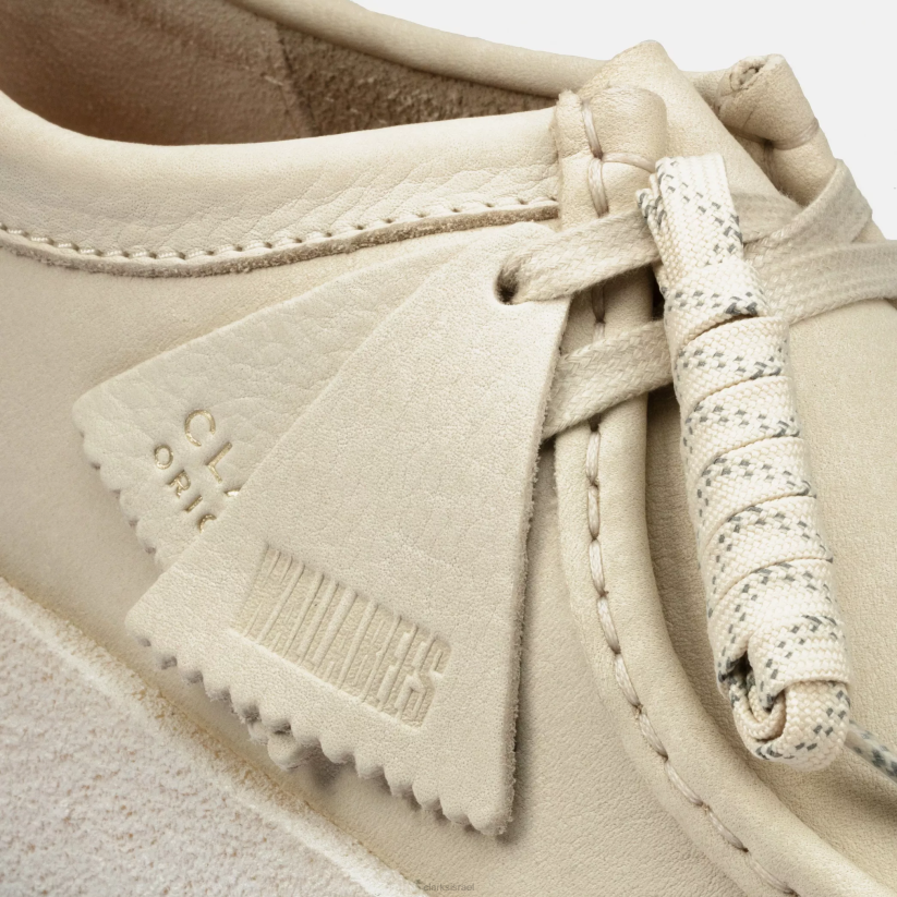 V268680 נובוק לבן Clarks כוס וואלאבי