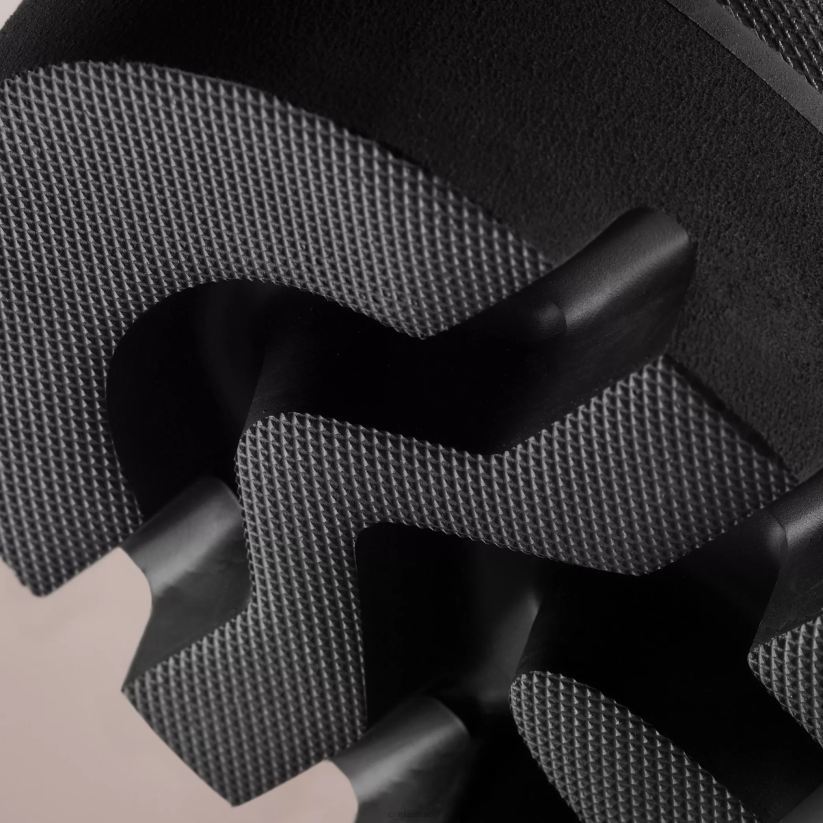 V268705 נובוק שחור Clarks תחרה באדל