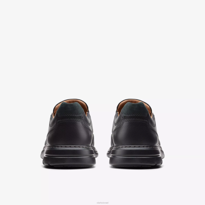V268761 עור שחור Clarks צעד בראולי